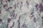 画像2: 米軍実物,US NAVY,　AOR2　NUW　迷彩パンツ　TYPEIII　L-R (2)