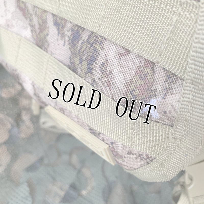 画像17: 米軍放出品 SOG Opord Tactical Day Pack 39.1-Liter Storage Canyon Sand (17)