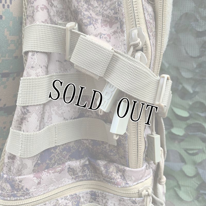 画像12: 米軍放出品 SOG Opord Tactical Day Pack 39.1-Liter Storage Canyon Sand (12)