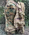 画像4: 米軍放出品 SOG Opord Tactical Day Pack 39.1-Liter Storage Canyon Sand (4)