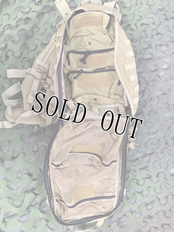 画像7: 米軍実物 S.O.Tech Medical Trauma Backpack - MPMD Coyote Brown   (7)