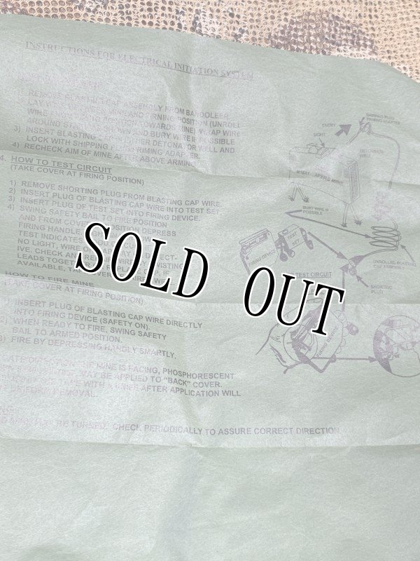 画像8: 米軍実物  US INSTRUCTION SHEET M18A1 ANTIPERSONNEL MINE BAG  (8)