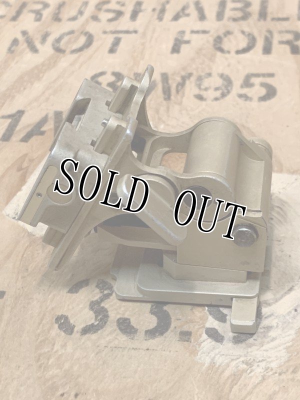 画像8: 米軍実物 NOROTOS NIGHT VISION HELMET MOUNTS (8)