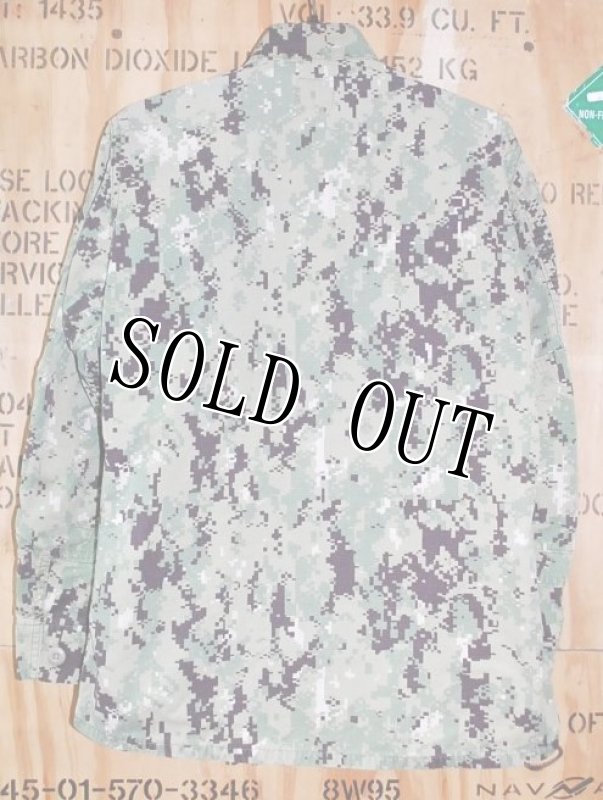画像3: 米軍実物,US NAVY, AOR2 NUW 迷彩ジャケット TYPEIII S-R (3)