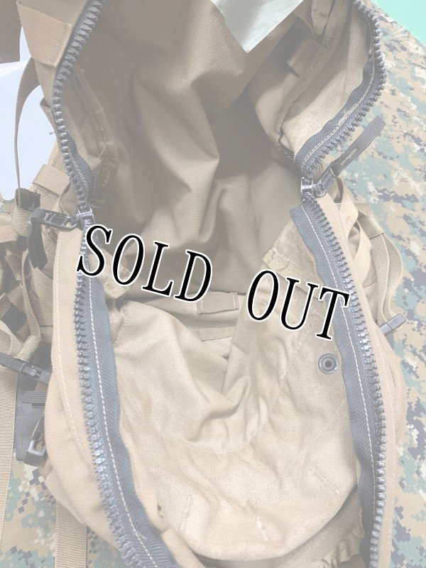 画像15: 米軍実物 MOLLE LARGE ASSAULT PACK SDS TACTICAL STYLE 4095    アサルトパック コヨーテ  (15)