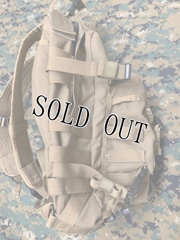 画像4: 米軍実物 MOLLE LARGE ASSAULT PACK SDS TACTICAL STYLE 4095    アサルトパック コヨーテ  (4)