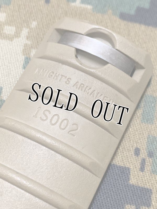 画像2: 米軍実物　KNIGHTS ARMAMENT　ナイツ レールカバー  コヨーテ (2)