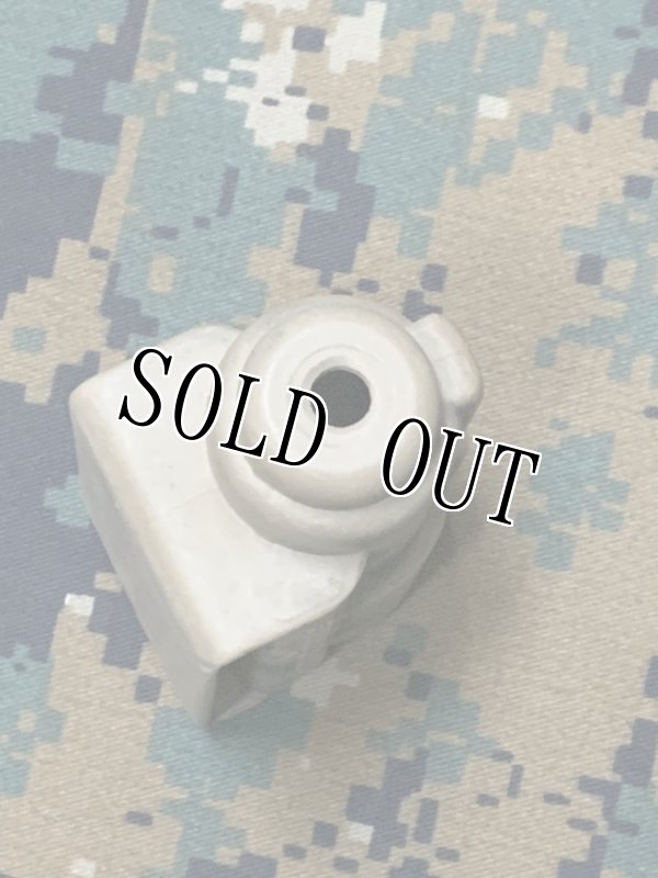 画像5: 海兵隊放出品 SUREFIRE ライトポーチ スピードホルスター (5)