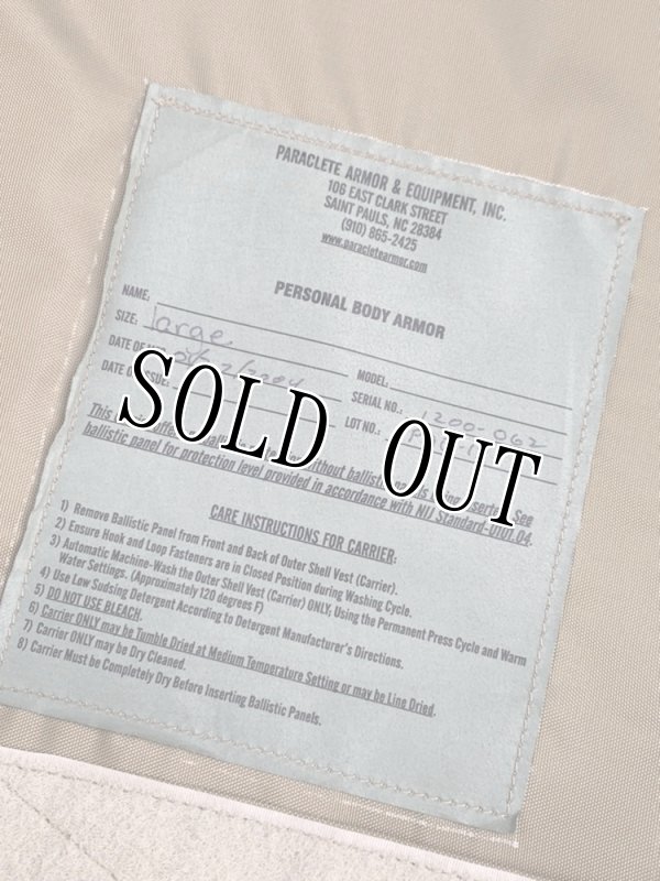 画像16: 希少!米軍実物 PRE-MSA PARACLETE RAV PLATE CARRIER デザートタン (16)