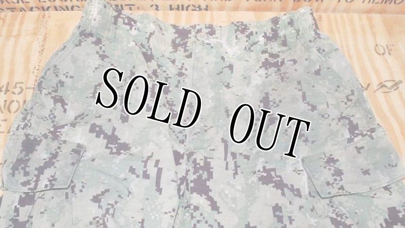 画像6: 米軍実物,US NAVY, AOR2 NUW 迷彩パンツ TYPEIII M-L (6)