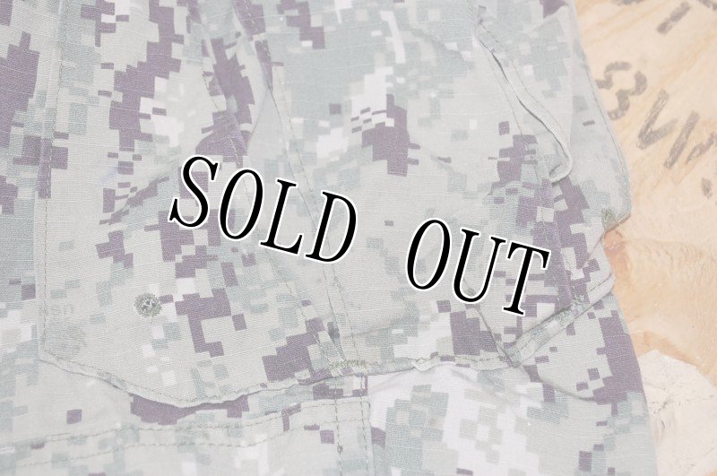 画像4: 米軍実物,US NAVY,　AOR2　NUW　迷彩パンツ　TYPEIII　L-S (4)