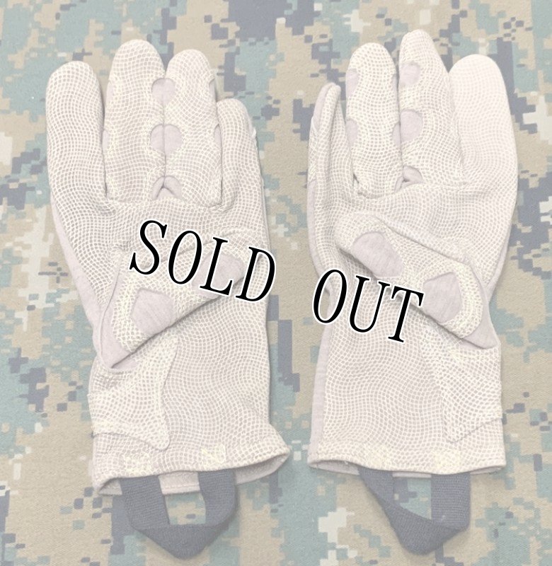 画像4: 米軍放出品 massif OUTDOOR RESEARCH  Overlord Short Gloves　TAN　SMALL (4)