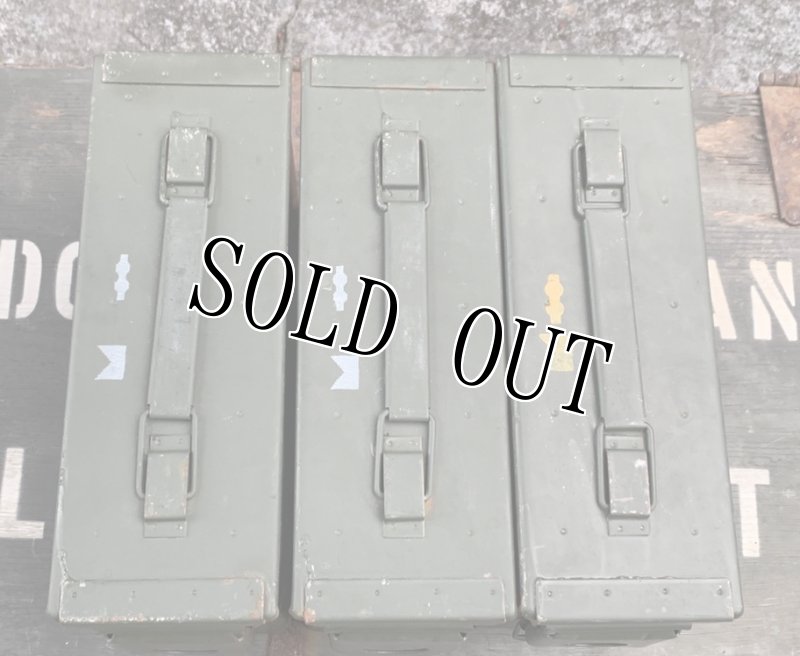 画像2: 米軍実物 AMMO BOX 弾薬ケース ツール ボックス (2)
