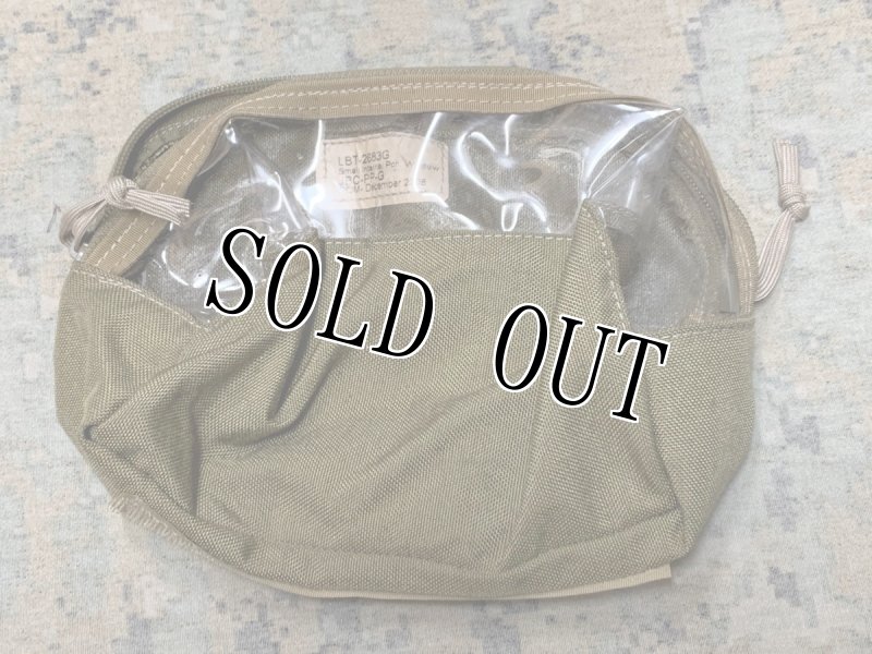 画像1: 米軍実物 LBT 2683G JBC CORP SMALL MEDICAL POUCH  W/ WINDOW  ポーチ  (1)