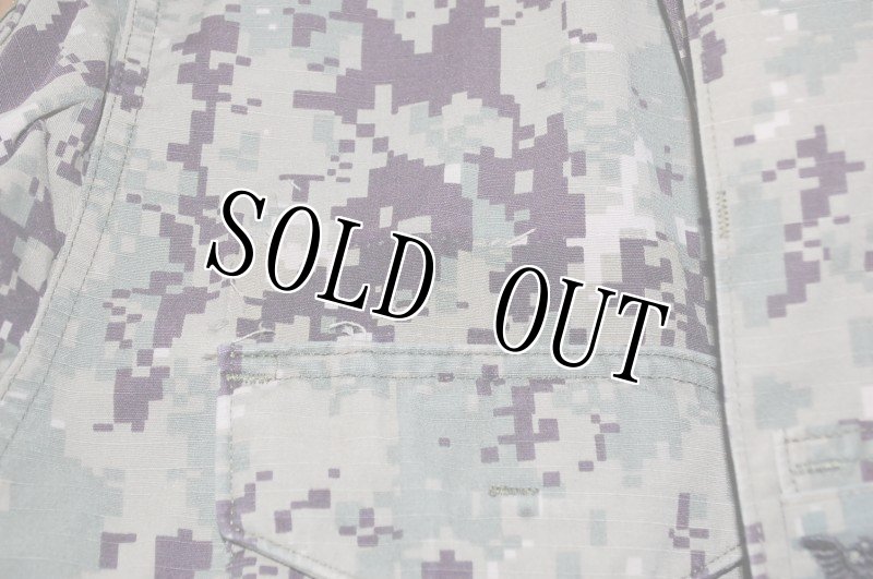 画像3: 米軍実物,US NAVY, AOR2 NUW 迷彩ジャケット TYPEIII S-S (3)