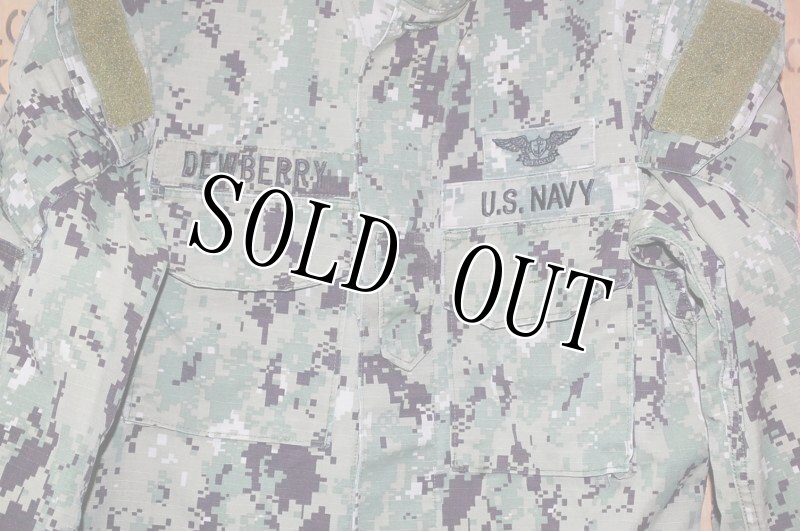 画像2: 米軍実物,US NAVY, AOR2 NUW 迷彩ジャケット TYPEIII S-S (2)