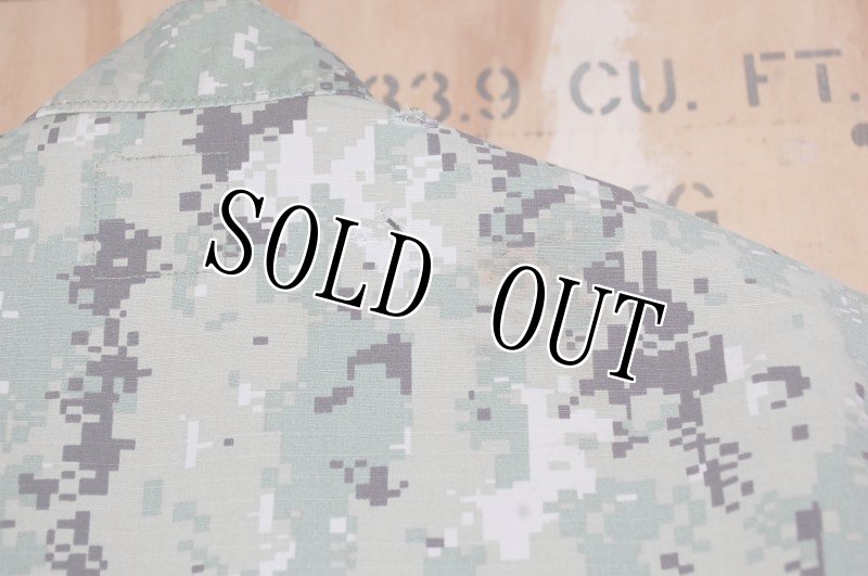 画像5: 米軍実物,US NAVY, AOR2 NUW 迷彩ジャケット TYPEIII S-S (5)