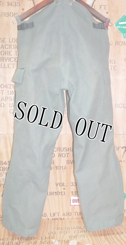 画像3: 米軍実物.TROUSER,MEN'S,OUTERSHELL COLD WEATERPROOF  CWU-108/P GORE-TEX ゴアテックスパンツ M-L (3)