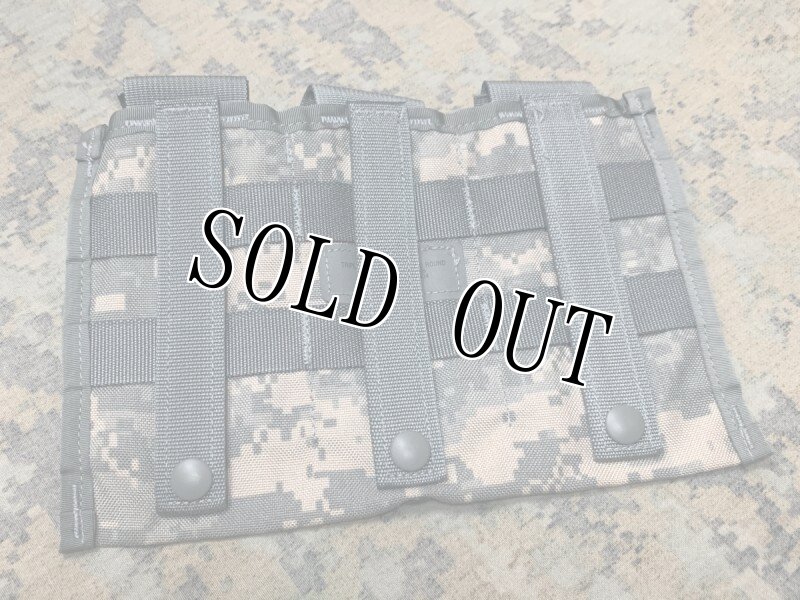 画像2: 米軍実物　ACU　トリプルマグポーチ (2)