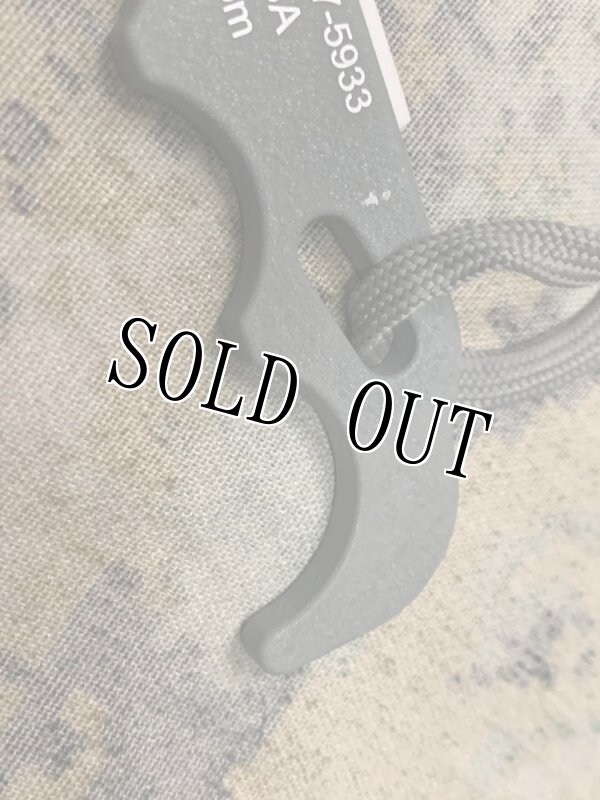 画像4: 米陸軍実物 ONTARIO ACU レスキューツール　ストラップカッター (4)