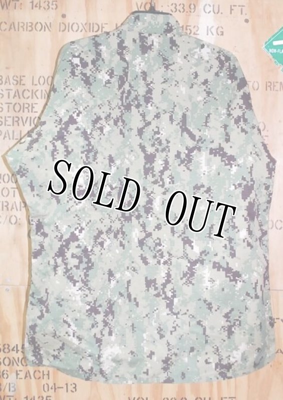 画像4: 米軍実物,US NAVY,　AOR2　NUW　迷彩ジャケット　TYPEIII　L-L (4)