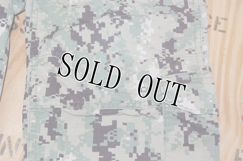 画像4: 米軍実物,US NAVY,　AOR2　NUW　迷彩パンツ　TYPEIII　S-S (4)