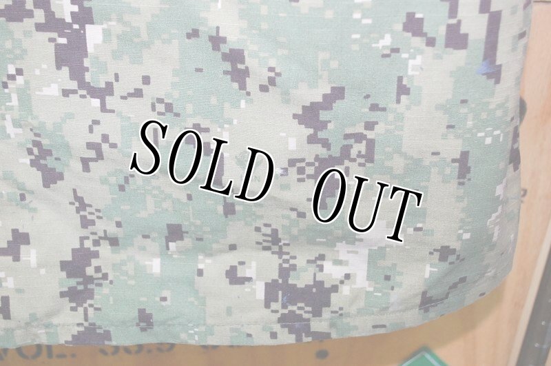 画像5: 米軍実物,US NAVY,　AOR2　NUW　迷彩ジャケット　TYPEIII　L-L (5)