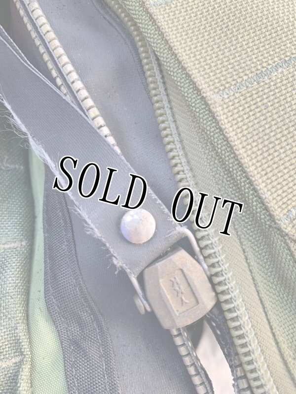 画像12: 米軍実物 LBT Waterproof Medical   Military Bag OD SEALS (12)