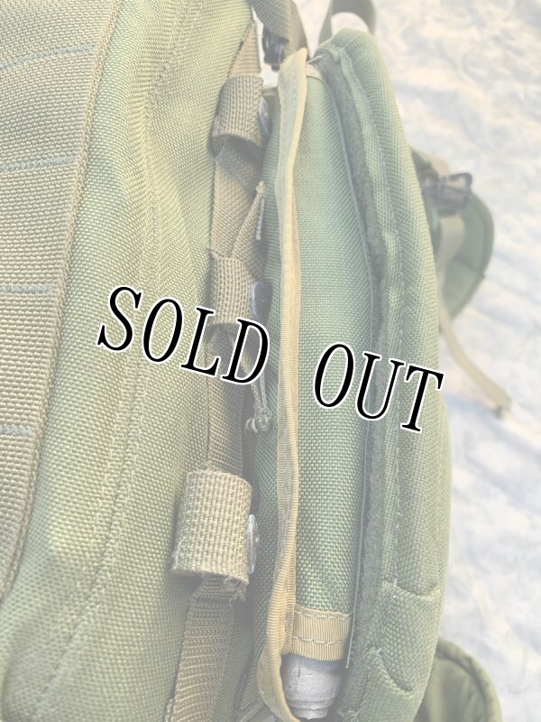 画像6: 米軍実物 LBT Waterproof Medical   Military Bag OD SEALS (6)
