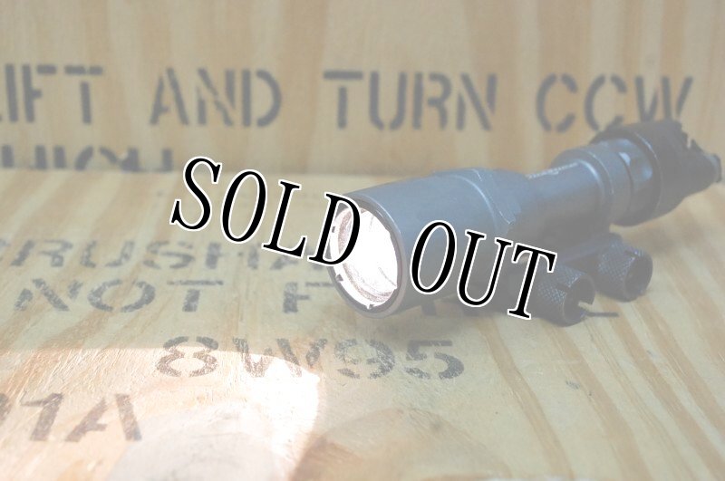 画像8: 米軍実物 SUREFIRE/M951 ウェポンライト  ピカティニーマウント  (8)