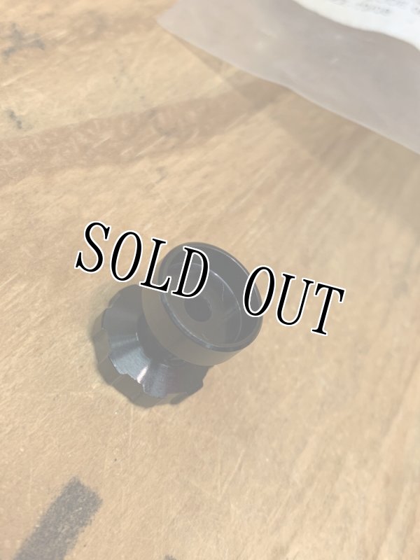 画像3: 米軍実物 PVS-14A2 ナイトビジョン バッテリーボックス スイッチ (3)