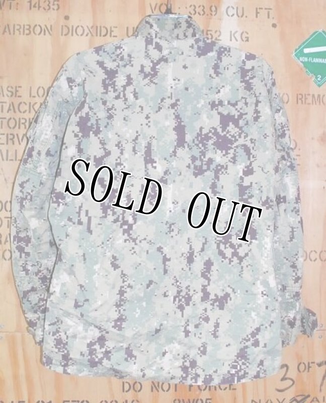 画像3: 米軍実物,US NAVY, AOR2 NUW 迷彩ジャケット TYPEIII S-S (3)