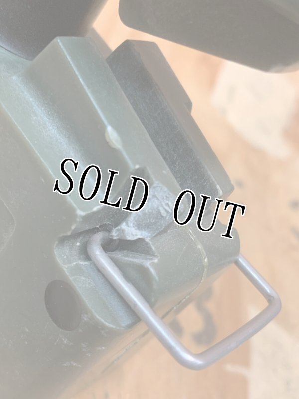 画像9: 米軍実物　M 57 CLAYMORE　Firing Device　 (9)