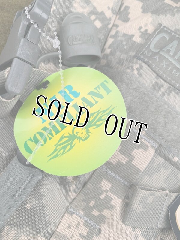 画像8: 米軍放出品 CamelBak ArmorBak 3L (100oz)   Hydration System ACU  (8)