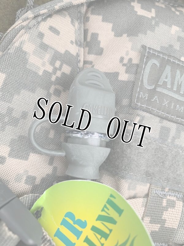 画像4: 米軍放出品 CamelBak ArmorBak 3L (100oz)   Hydration System ACU  (4)