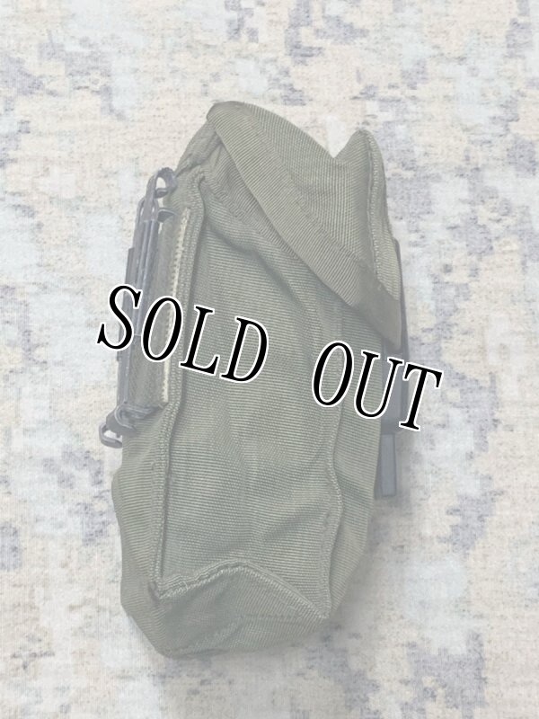 画像2: 米軍実物 海兵隊　M14用　アムニッションポーチ 　初期型　ベトナム　ナイロン製 (2)