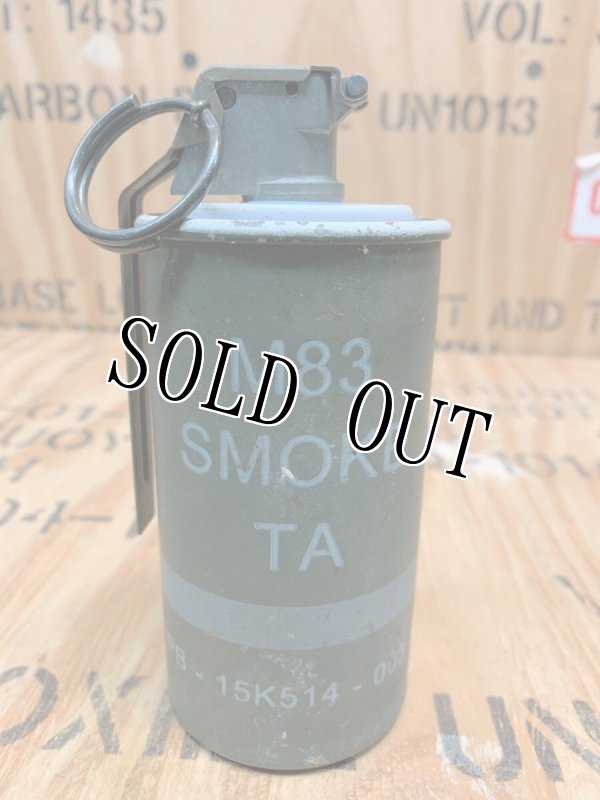 画像2: 米軍実物 M18 スモークハンドグレネード (2)