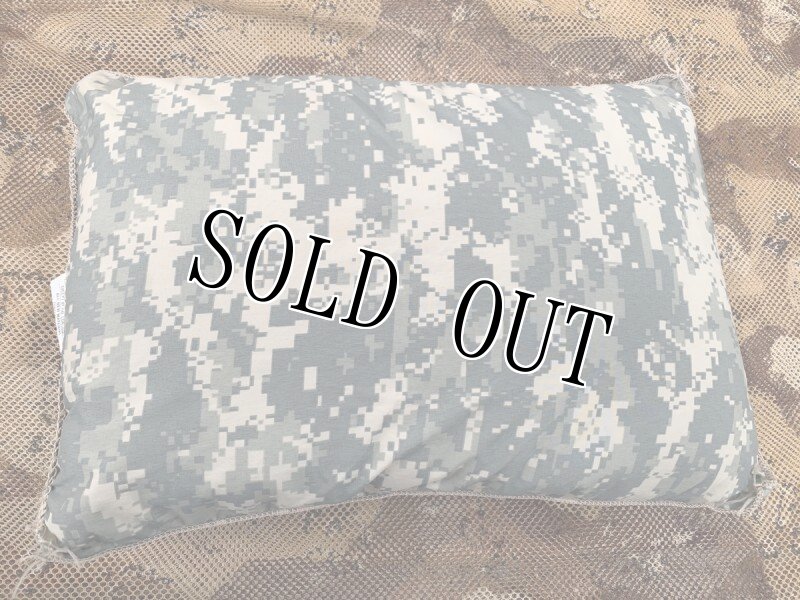 画像1: 米軍放出品 ACU PILLOW ピロー　クッション (1)