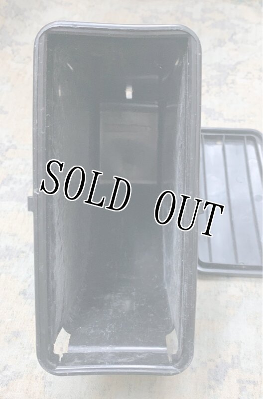 画像8: 米軍実物　5.56mm  プラスチック  200連マガジン　ボックス (8)