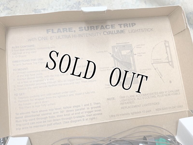 画像7: 米軍実物 CYALUME Tactical Surface Trip Flare Security Chem Light (7)