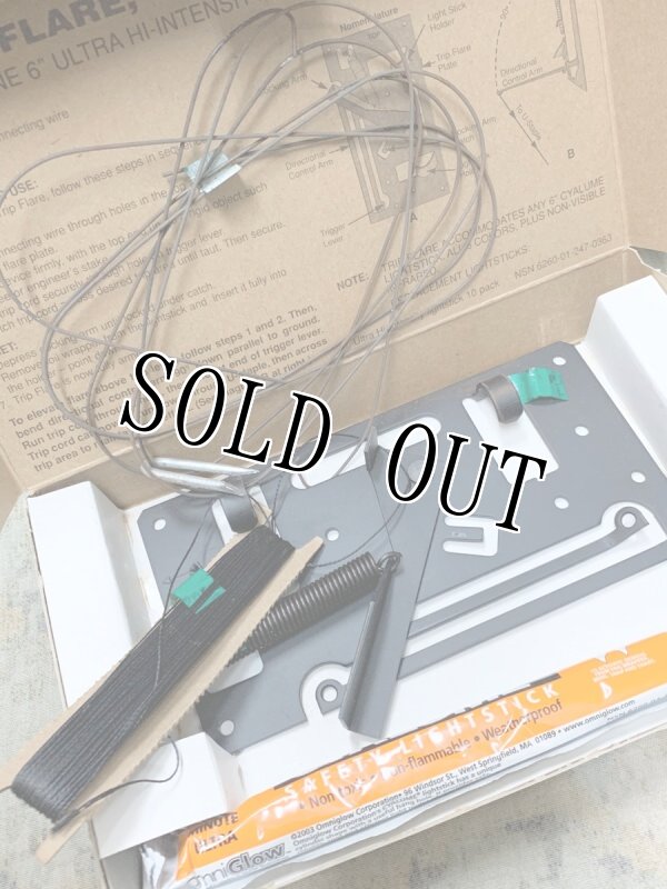 画像6: 米軍実物 CYALUME Tactical Surface Trip Flare Security Chem Light (6)