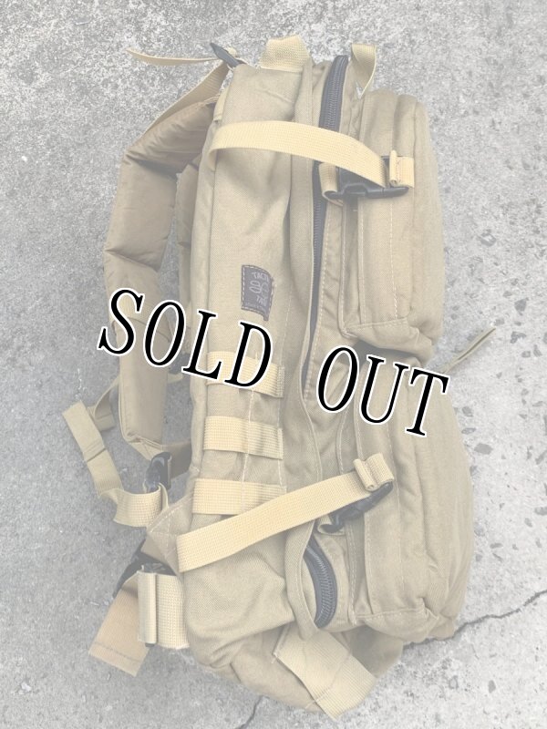 画像2: 米軍放出品 TACTICAL TAILOR  トラウマ バックパック (2)