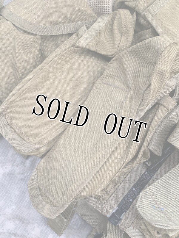 画像9: 米軍放出品　BLACKHAWK!製 DOAV  アサルトベストシステム TAN (9)