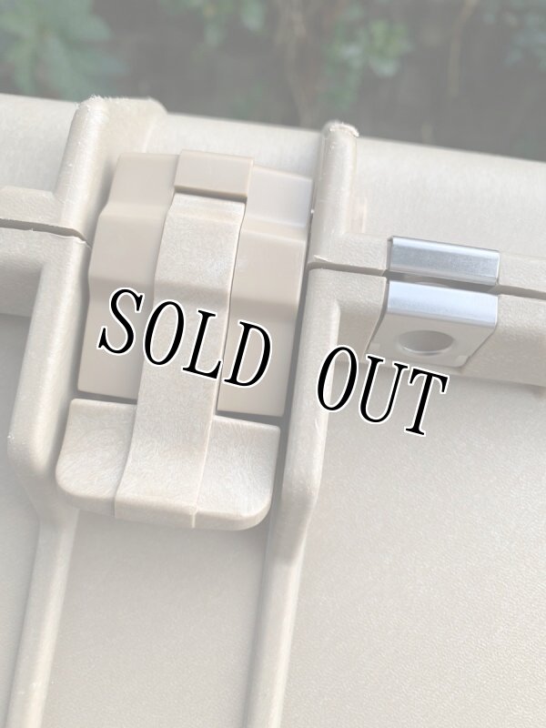 画像15: 米軍実物 PELICAN 1650 CASE  ペリカンケース ハードケース タン (15)