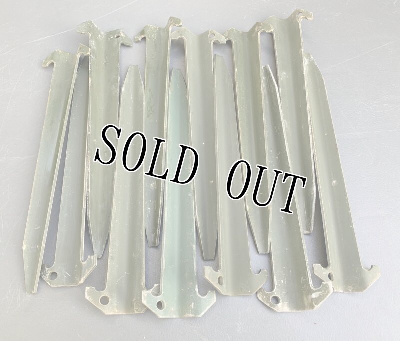 画像2: 米軍実物　テント用　ペグ　12本セット (2)