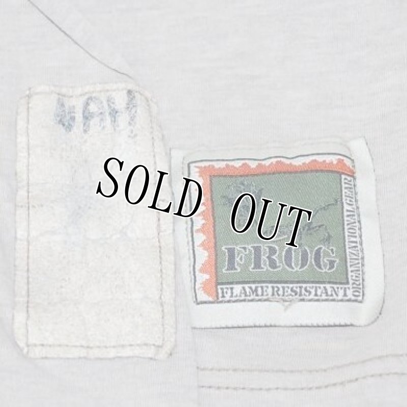 画像6: 米軍実物　FROG　US NAVY,　AOR2　コンバットシャツ　TYPEIII (6)