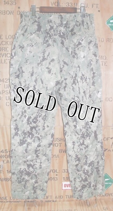 画像3: 米軍実物,US NAVY,　AOR2　NUW　迷彩パンツ　TYPEIII　L-R (3)