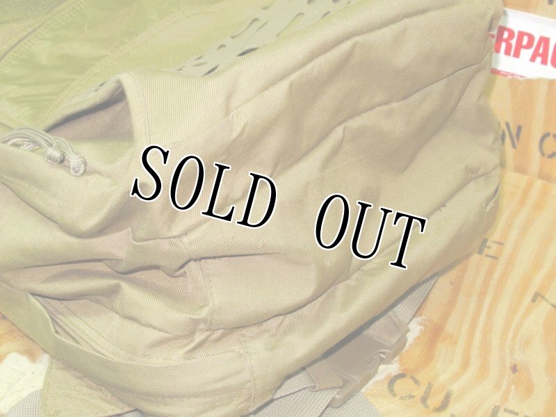 画像4: 米軍放出品 SOC メディカル バックパック コヨーテ (4)