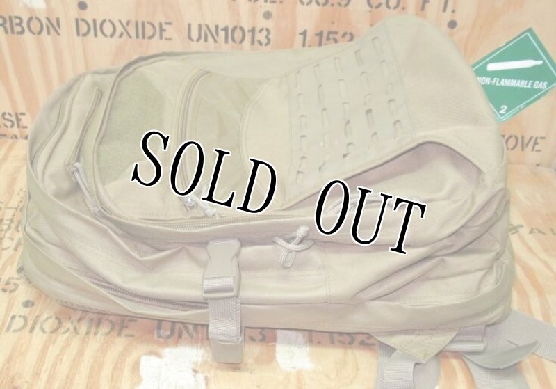 画像5: 米軍放出品 SOC メディカル バックパック コヨーテ (5)