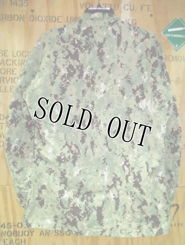 画像3: 米軍実物,US NAVY, AOR2 NUW 迷彩ジャケット TYPEIII S-L (3)